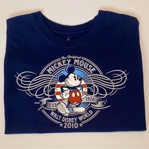 Vintage Walt Disney World 2010 Tee